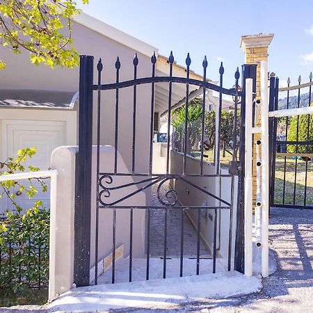 Ad Homes Agios Gordios  Exteriér fotografie